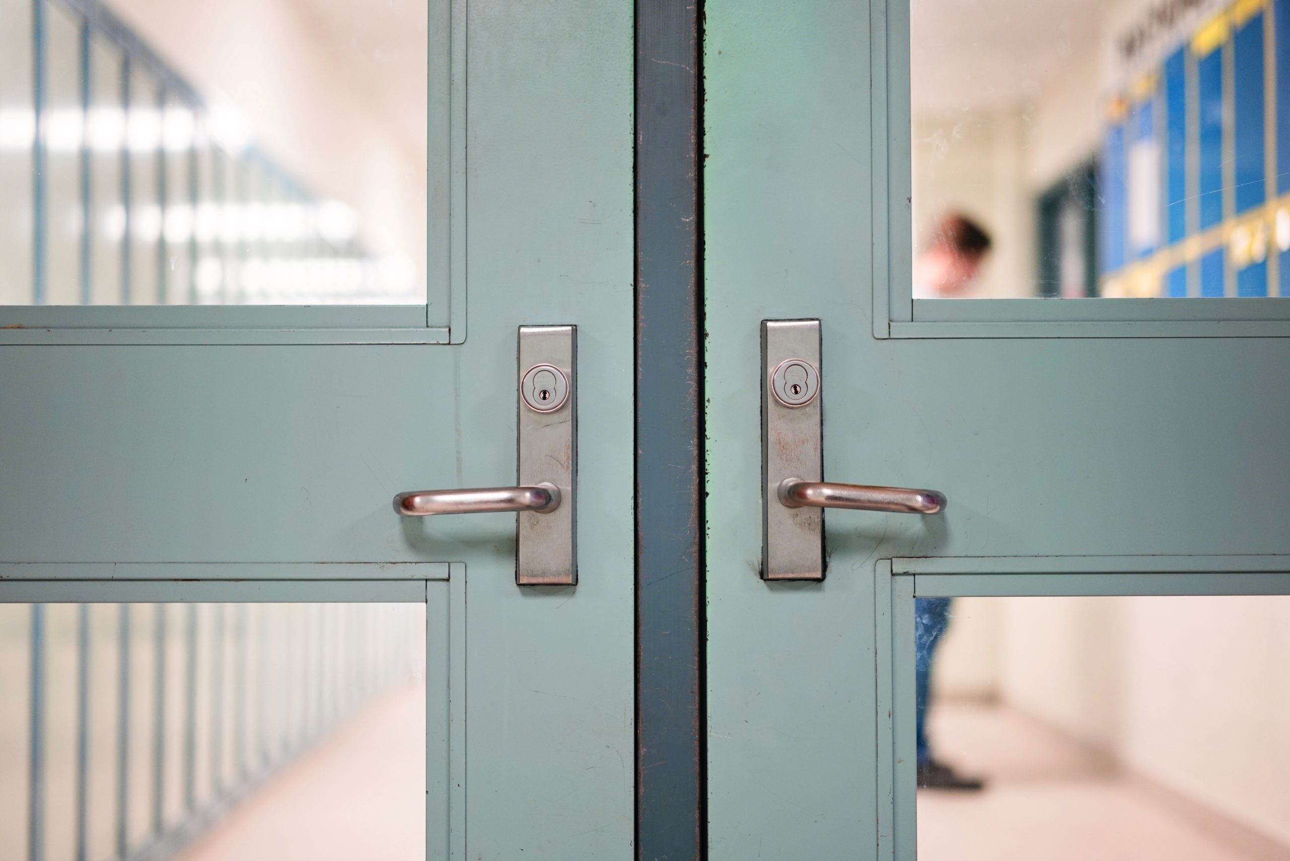 K-12 educators using a school safety app to report safety observations and improve campus security